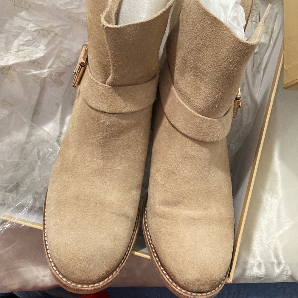 Michael kors boots